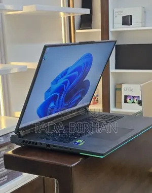 New Laptop Asus ROG Strix G15 32GB Intel Core i9 SSD 2T