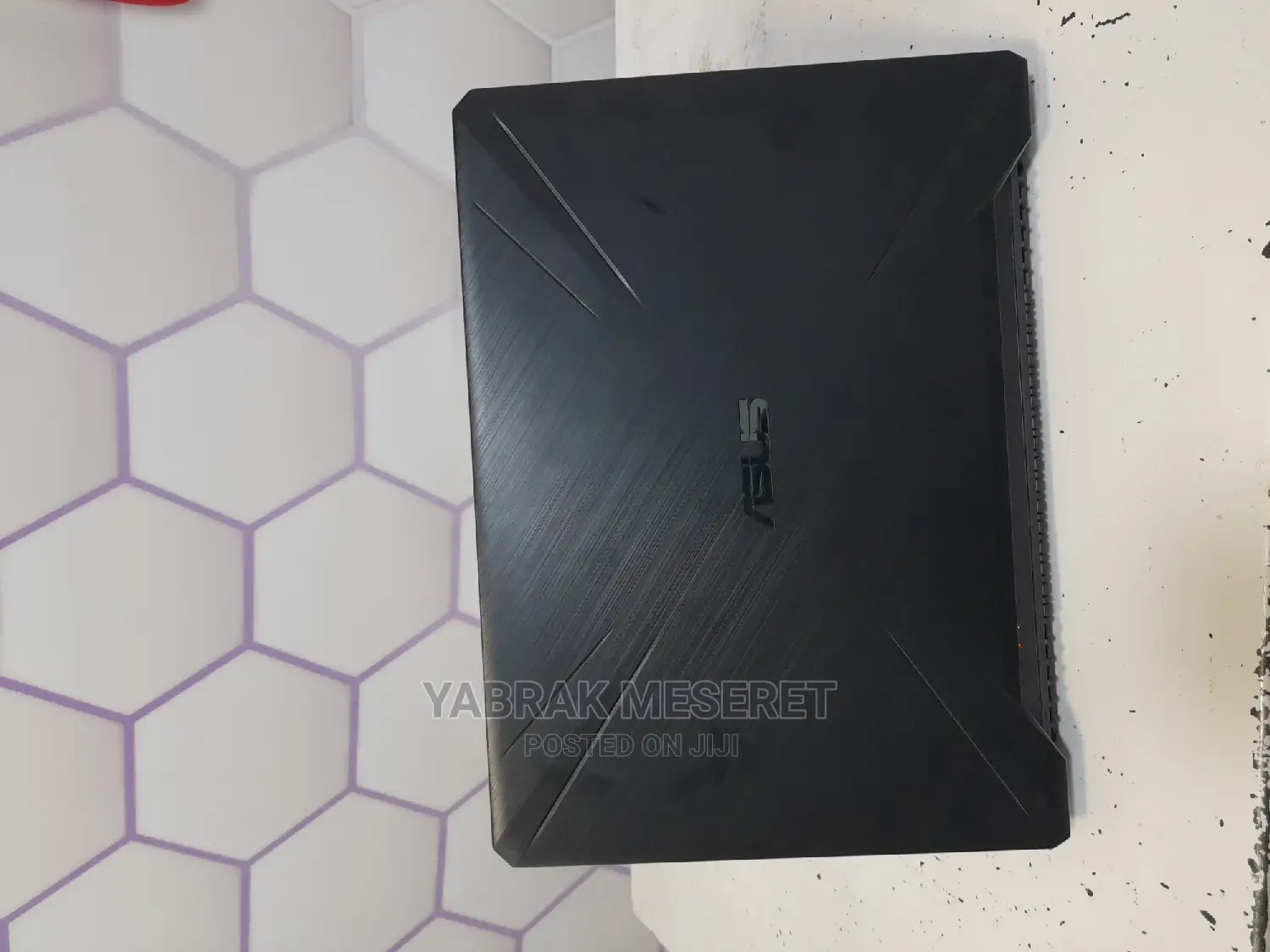 New Laptop Asus 8GB AMD Ryzen 5 SSD 256GB