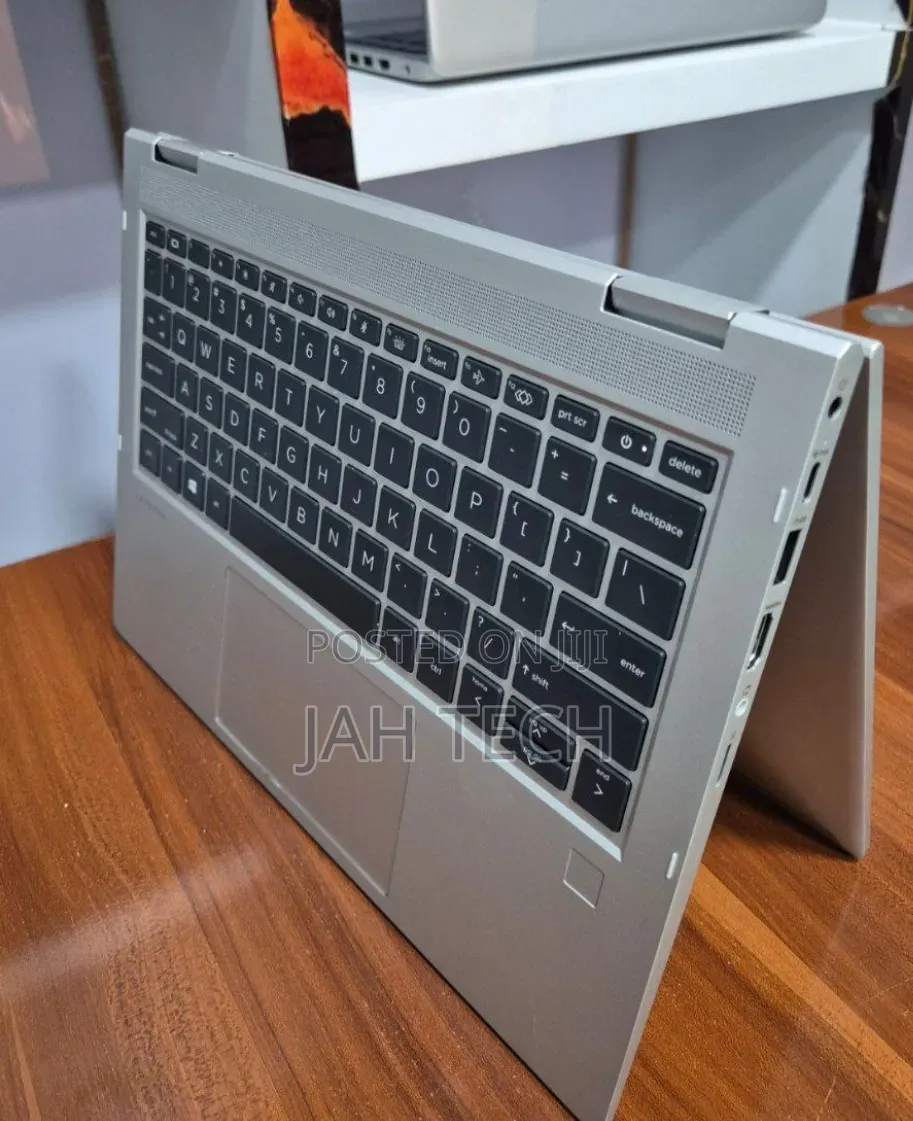New Laptop HP ProBook 440 16GB AMD Ryzen 7 SSD 512GB