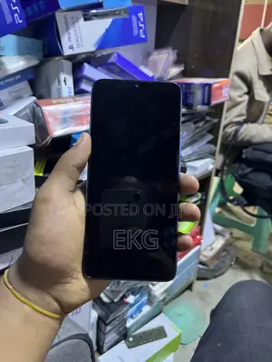 New Infinix Smart 7 64 GB Blue
