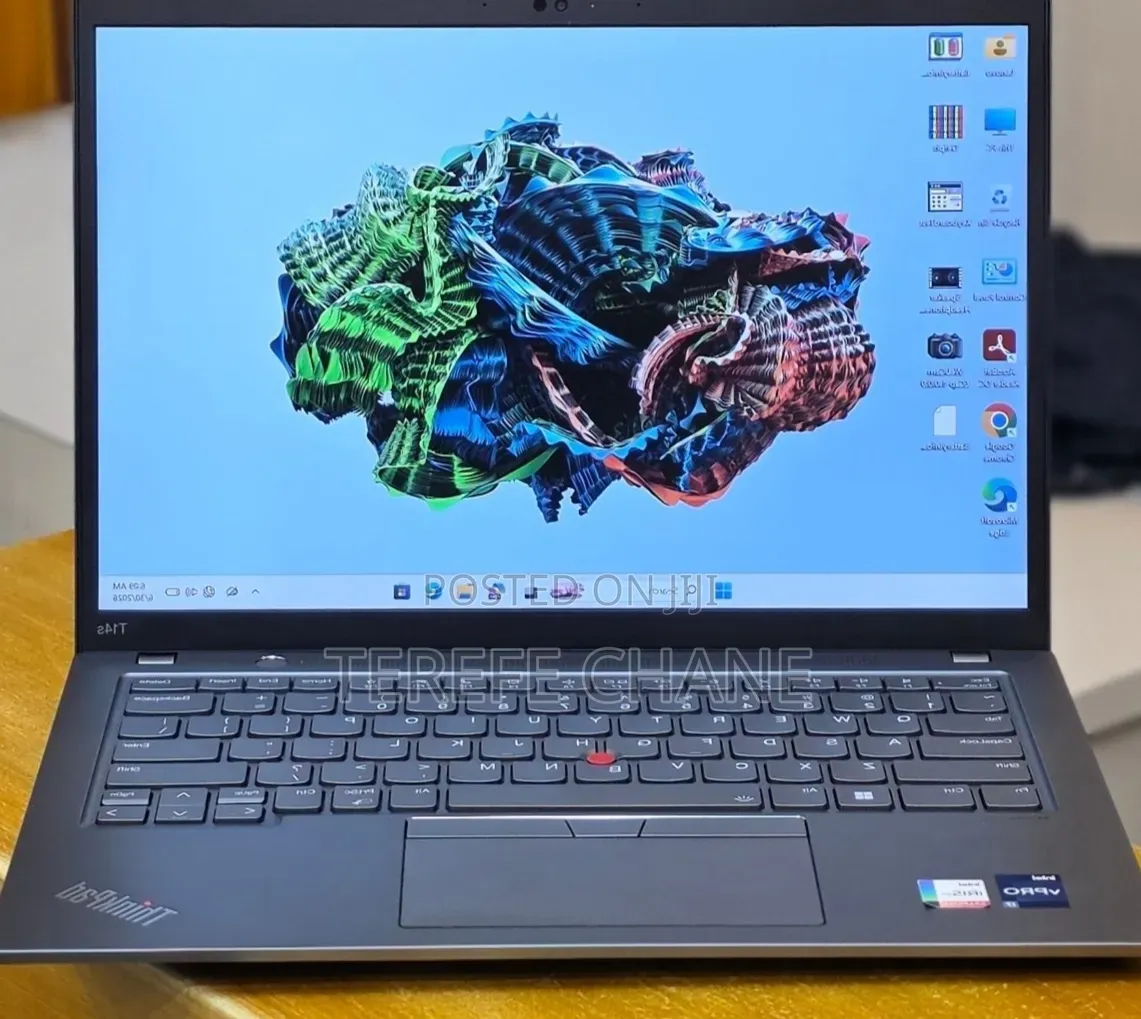 New Laptop Lenovo ThinkPad T14s Gen 2 16GB Intel Core i7 SSD 512GB