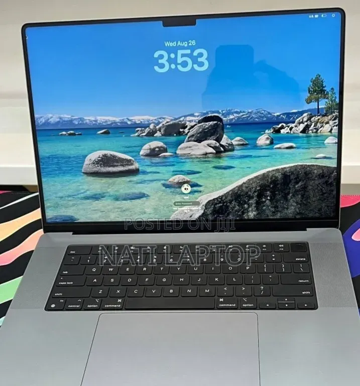 New Laptop Apple MacBook Pro 2021 M1 32GB Apple M1 Pro SSD 512GB