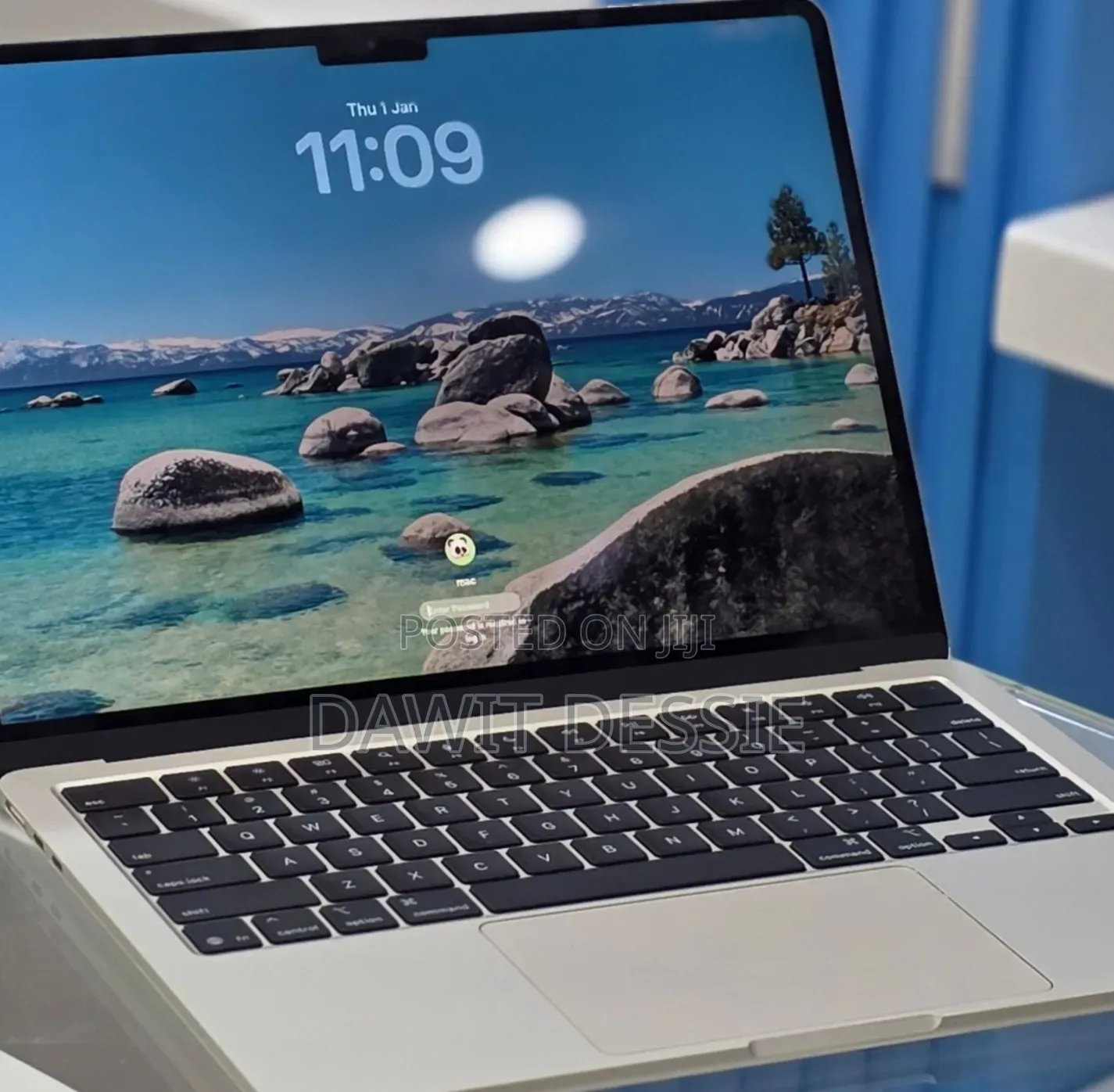 New Laptop Apple MacBook Air 2025 M4 16GB Apple M4 SSD 256GB