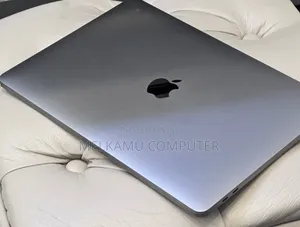 New Laptop Apple MacBook Pro 2019 16GB Intel Core i7 SSD 512GB