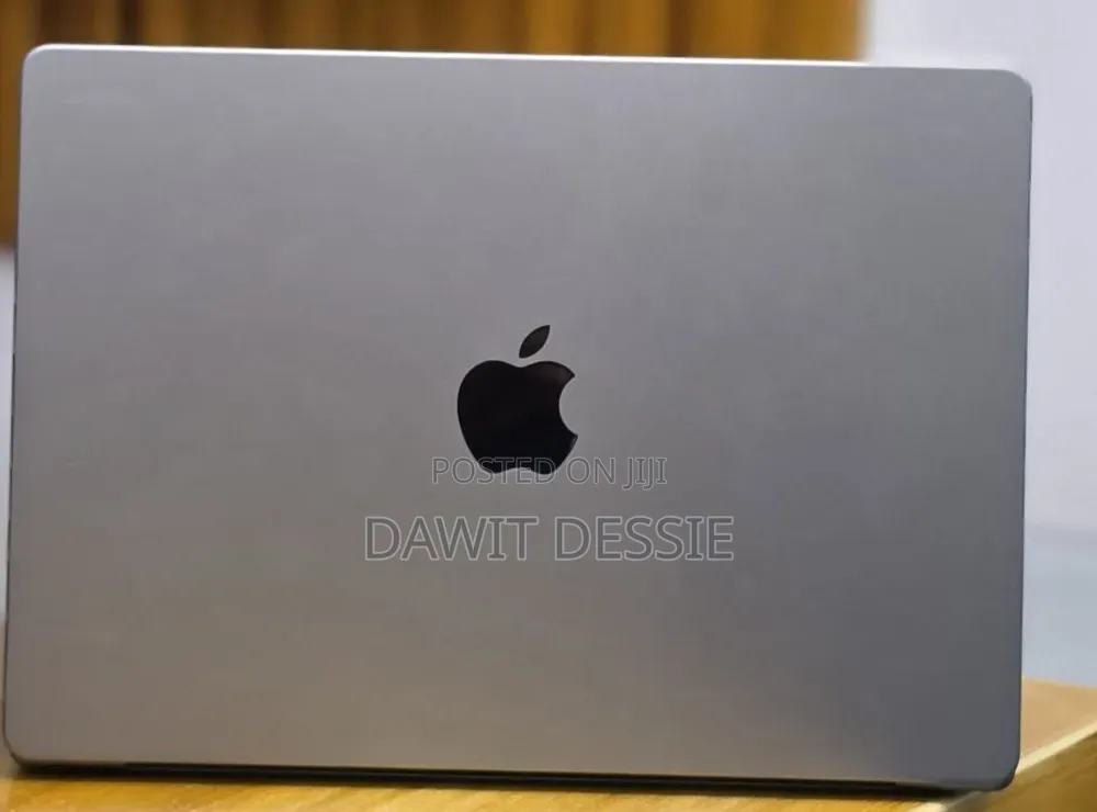 New Laptop Apple MacBook Pro 2021 M1 32GB Apple M1 Pro SSD 512GB