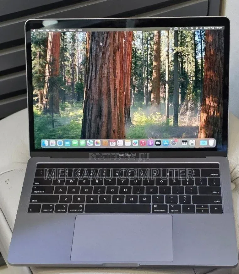 New Laptop Apple MacBook Pro 2019 16GB Intel Core i7 SSD 512GB