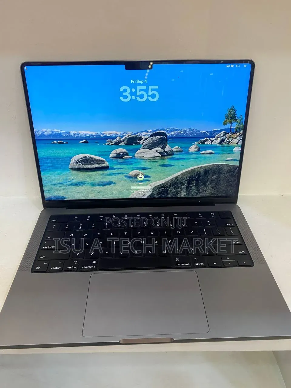 New Laptop Apple MacBook Pro 2023 M3 8GB Apple M3 SSD 512GB