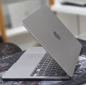 New Laptop Apple MacBook Air 2022 M2 8GB Apple M2 SSD 256GB