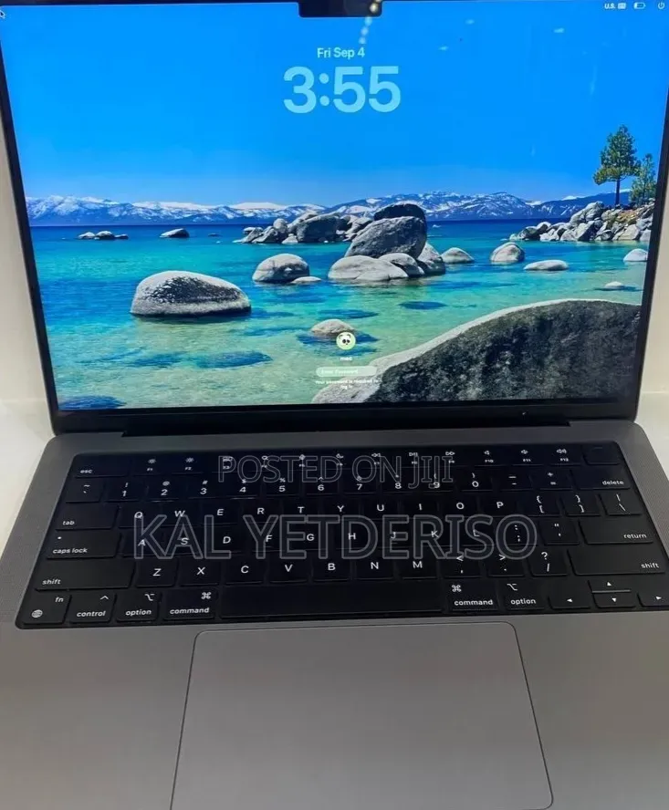 New Laptop Apple MacBook Pro 2023 M2 8GB Intel Core i5 SSD 512GB