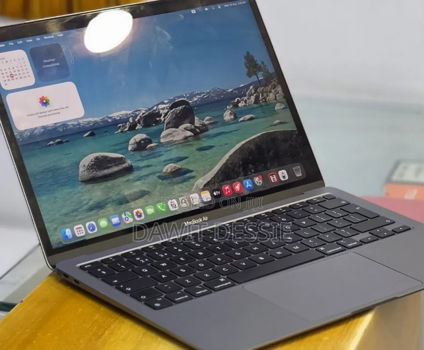 New Laptop Apple MacBook Air 2020 M1 16GB Apple M1 SSD 256GB