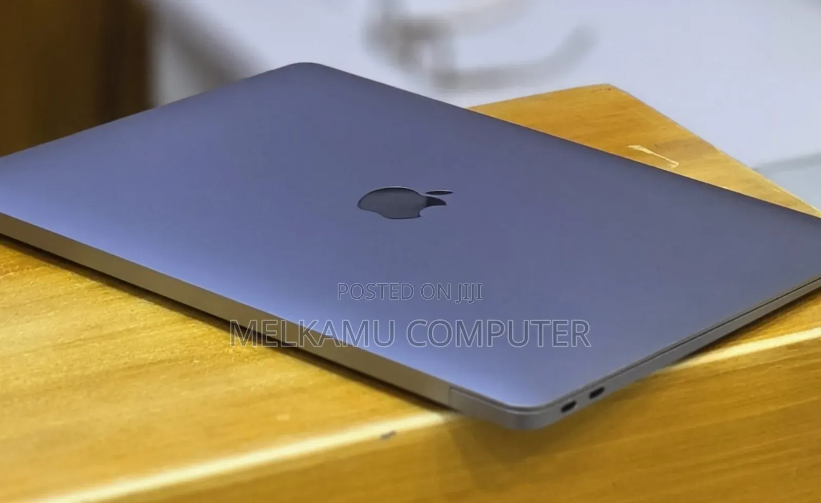 New Laptop Apple MacBook Air 2020 M1 16GB Apple M1 SSD 256GB