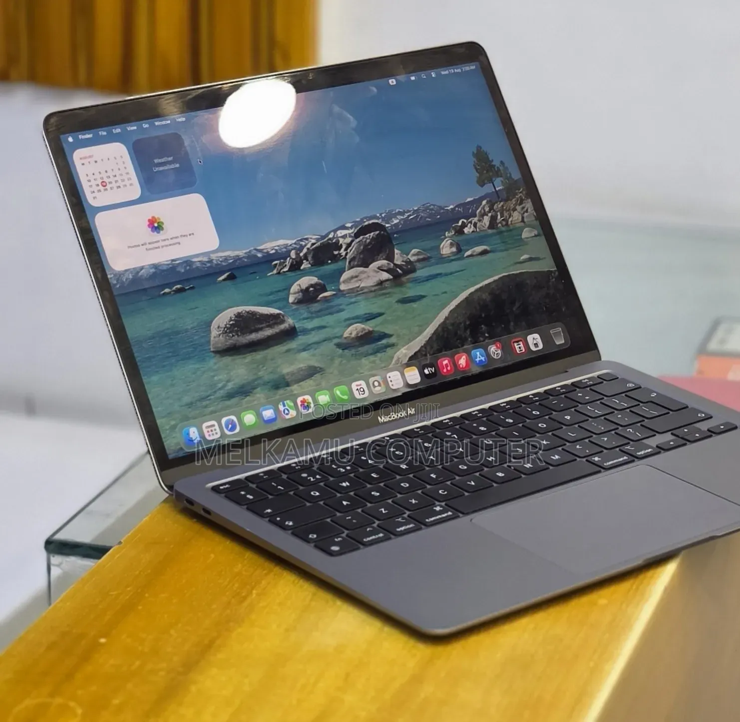 New Laptop Apple MacBook Air 2020 M1 16GB Apple M1 SSD 256GB
