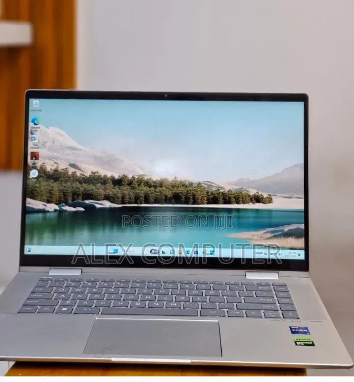 New Laptop HP Envy x360 16GB Intel Core i7 SSD 1T