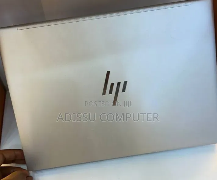 New Laptop HP EliteBook 840 G10 16GB Intel Core i7 SSD 512GB