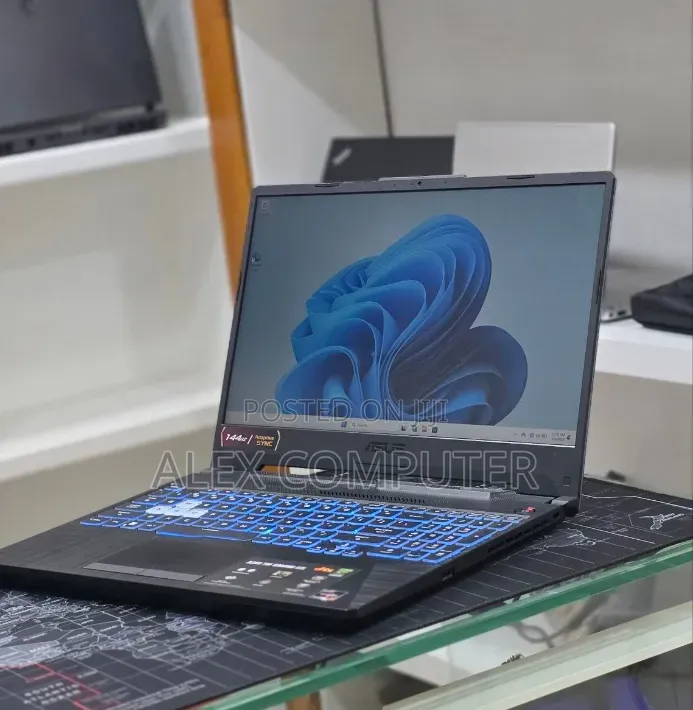 New Laptop Asus TUF Dash F15 16GB AMD Ryzen 7 SSD 512GB