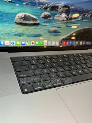 New Laptop Apple MacBook Pro 2023 M3 8GB Apple M3 Pro SSD 512GB