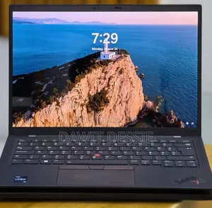 New Laptop Lenovo ThinkPad X1 Carbon Gen11 16GB Intel Core i7 SSD 512GB