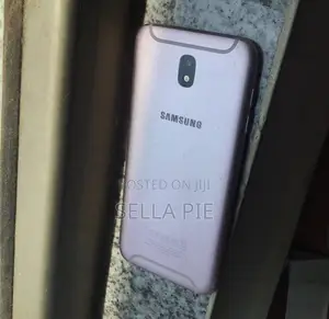 Samsung Galaxy J7 Pro 32 GB Pink