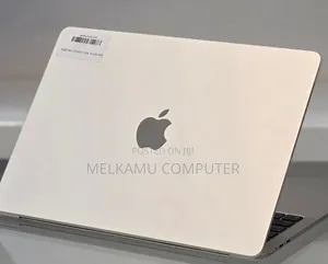 New Laptop Apple MacBook Air 2025 M4 16GB Apple M4 SSD 256GB