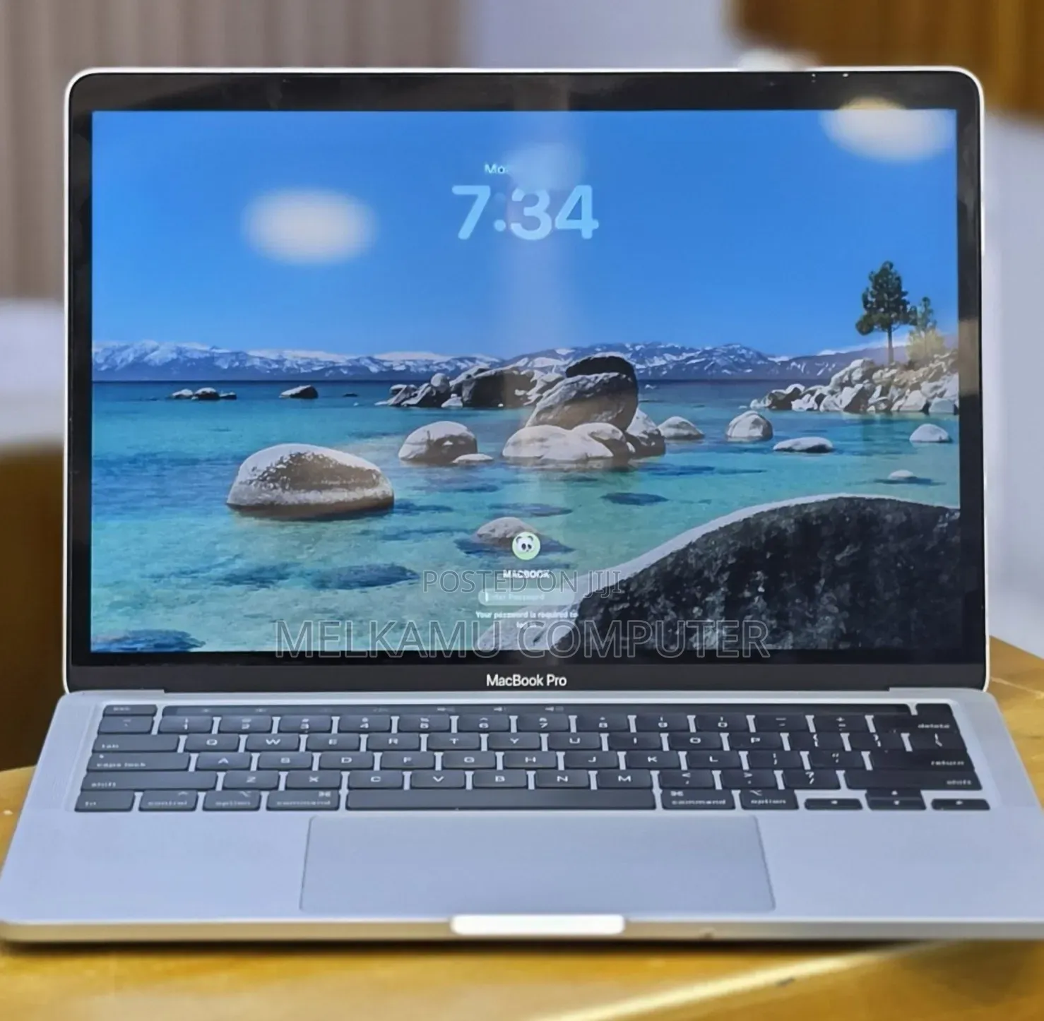 New Laptop Apple MacBook Pro 2020 32GB Intel Core i7 SSD 512GB