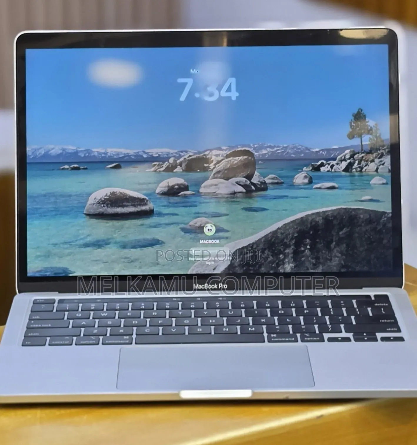 New Laptop Apple MacBook Pro 2020 32GB Intel Core i7 SSD 512GB