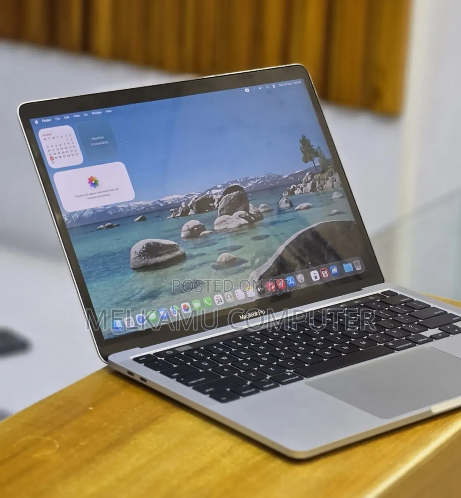 New Laptop Apple MacBook Pro 2020 32GB Intel Core i7 SSD 512GB
