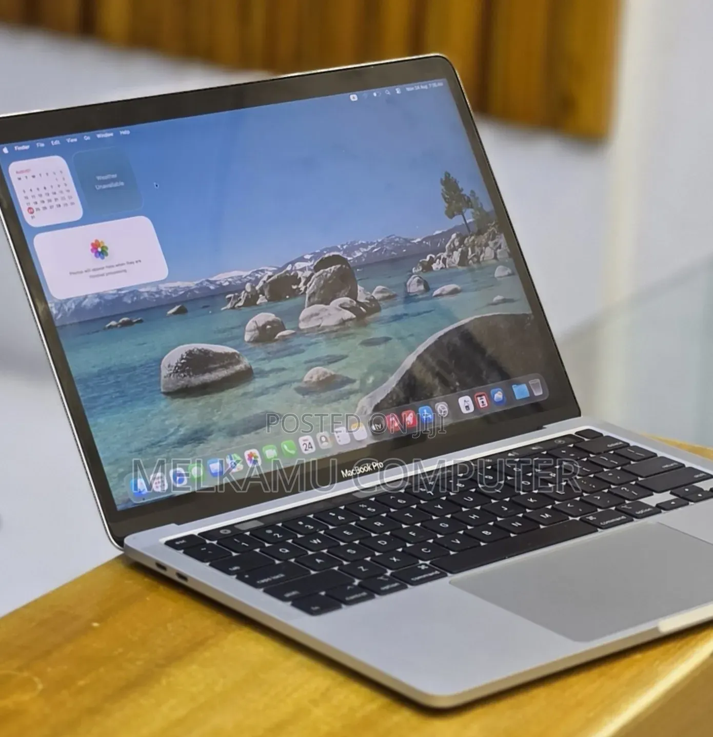 New Laptop Apple MacBook Pro 2020 32GB Intel Core i7 SSD 512GB