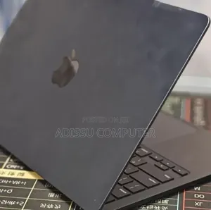 New Laptop Apple MacBook Air 2022 M2 8GB Apple M2 SSD 512GB
