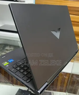 New Laptop HP 16GB Intel Core i5 SSD 512GB