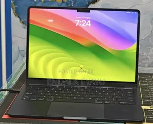 New Laptop Apple MacBook Air 2022 M2 8GB Apple M2 SSD 512GB