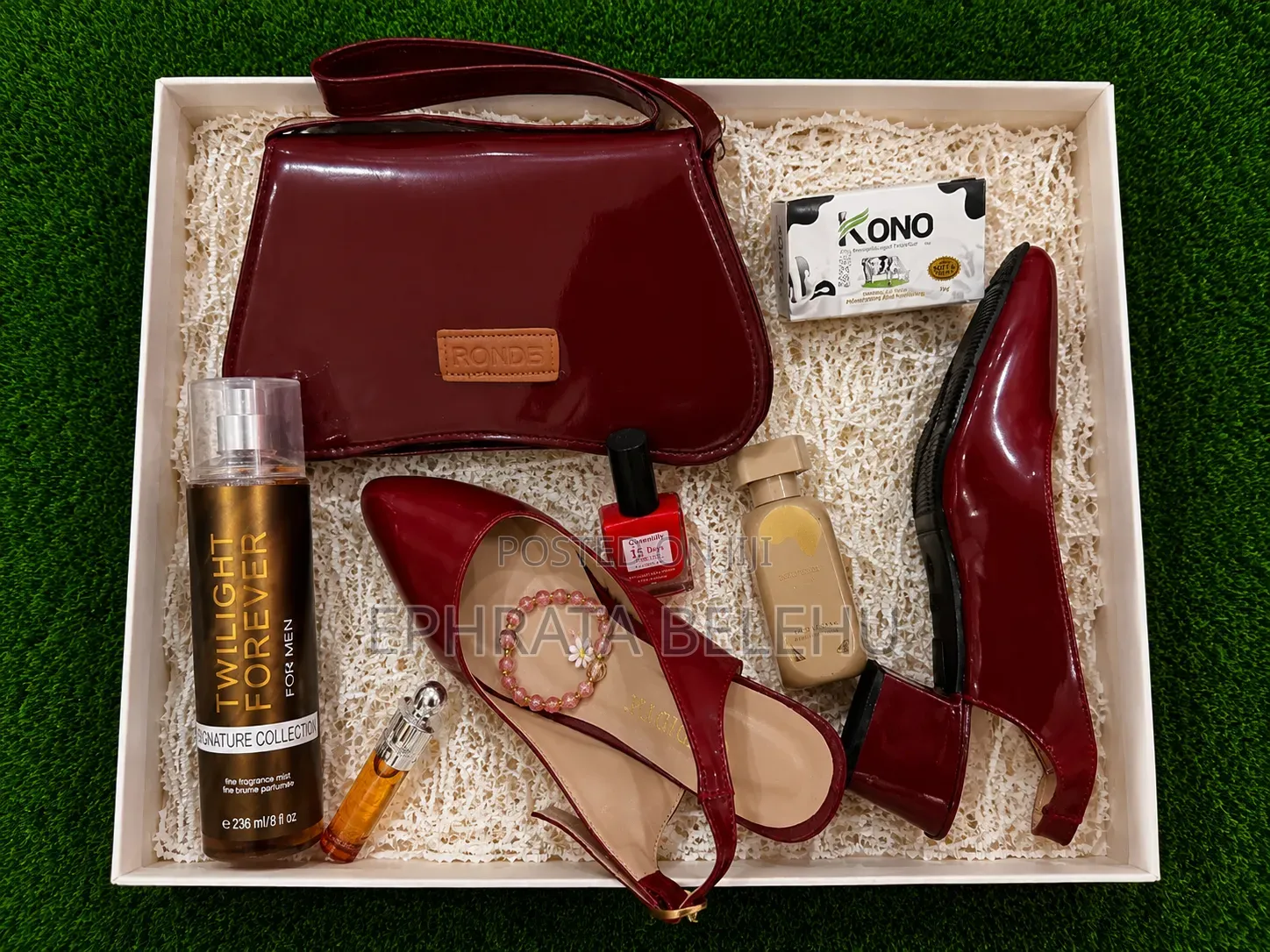 Flat Shows Gift Package