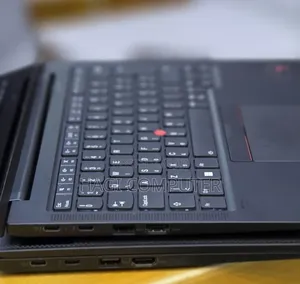 New Laptop Lenovo ThinkPad X1 Carbon Gen11 16GB Intel Core i7 SSD 512GB