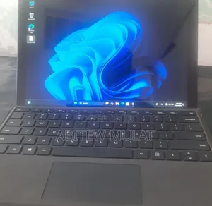 New Laptop Microsoft Surface Pro 6 8GB Intel Core i5 SSD 256GB