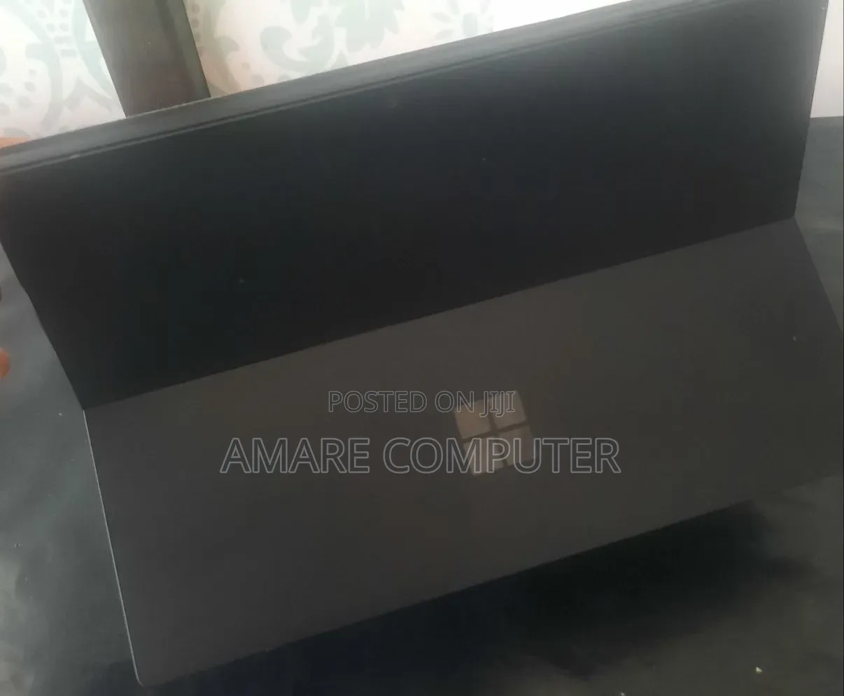 New Laptop Microsoft Surface Pro 6 8GB Intel Core i5 SSD 256GB