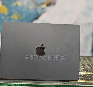 New Laptop Apple MacBook Air 2022 M2 8GB Apple M2 SSD 512GB