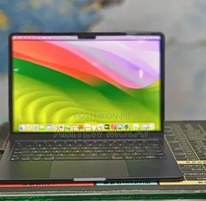 New Laptop Apple MacBook Air 2022 M2 8GB Apple M2 SSD 512GB