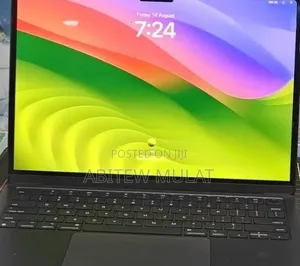 New Laptop Apple MacBook Air 2022 M2 8GB Apple M2 SSD 512GB