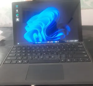 New Laptop Microsoft Surface 8GB Intel Core i5 SSD 256GB
