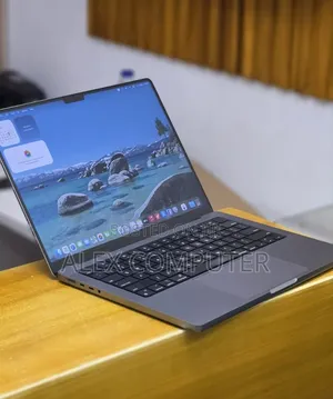 New Laptop Apple MacBook Pro 2021 M1 32GB Apple M1 Pro SSD 512GB