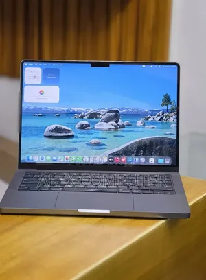 New Laptop Apple MacBook Pro 2021 M1 32GB Apple M1 Pro SSD 512GB