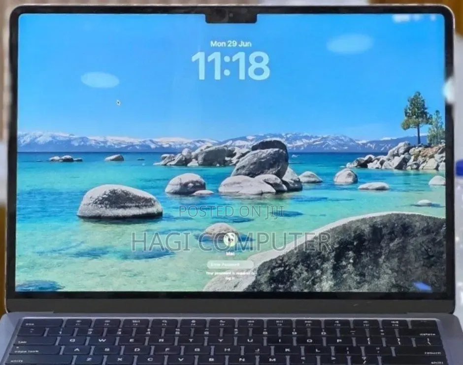 New Laptop Apple MacBook Air 2022 M2 8GB Apple M2 SSD 256GB