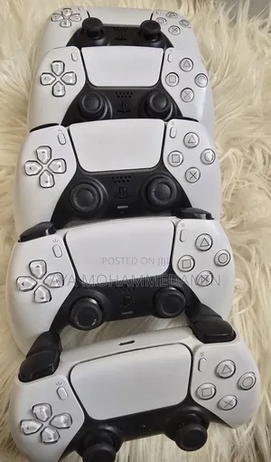 Ps 5 Hand Control
