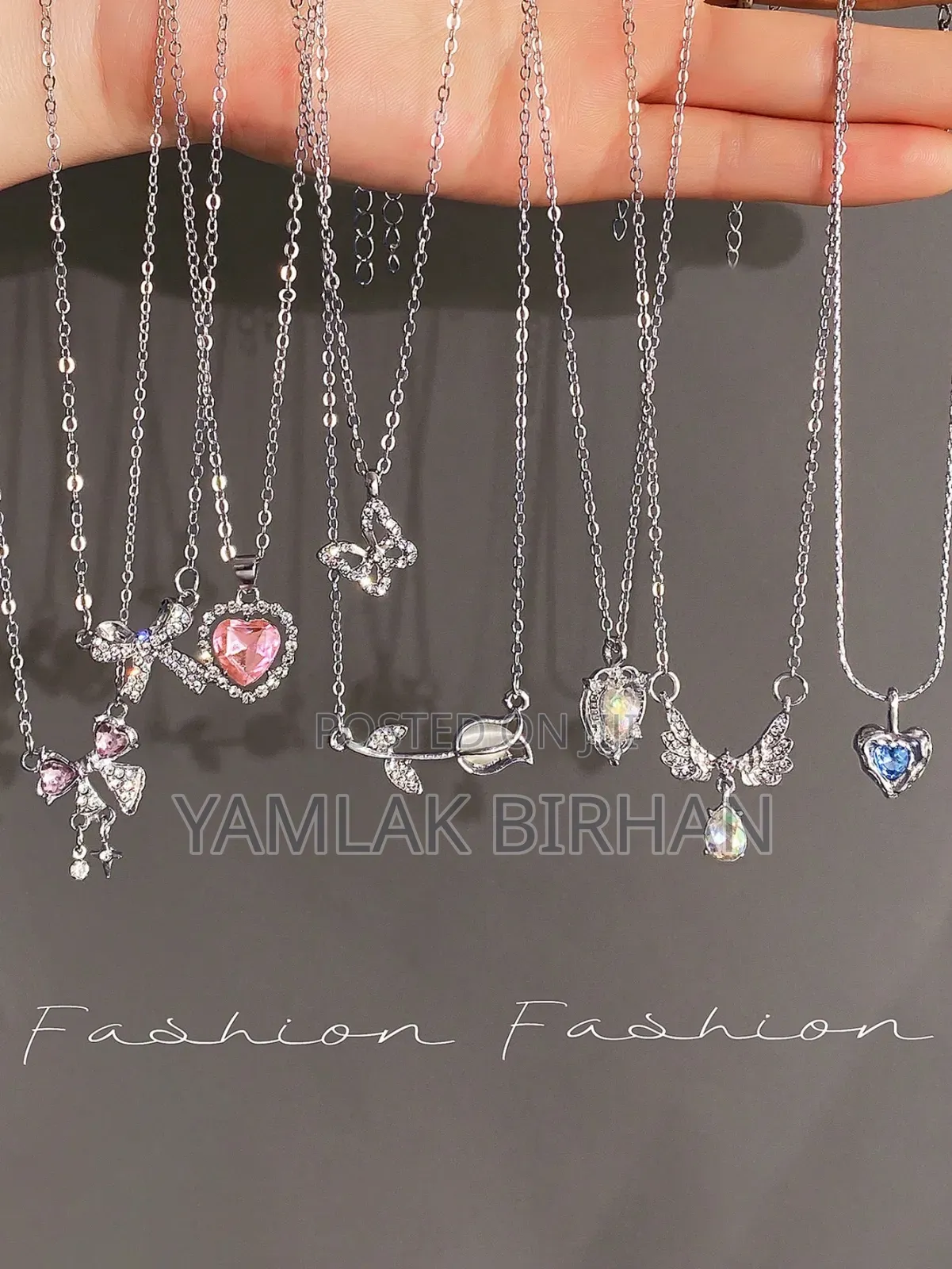 የአንገት ሀብል Necklace