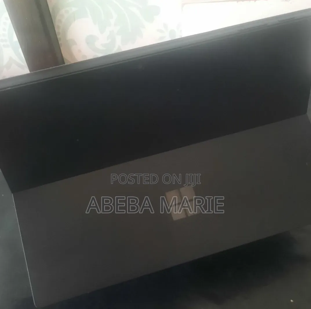 New Laptop Microsoft Surface Pro 6 8GB Intel Core i5 SSD 256GB