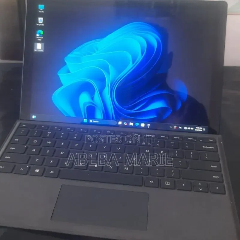 New Laptop Microsoft Surface Pro 6 8GB Intel Core i5 SSD 256GB