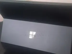 New Laptop Microsoft Surface Pro 6 8GB Intel Core i5 SSD 256GB