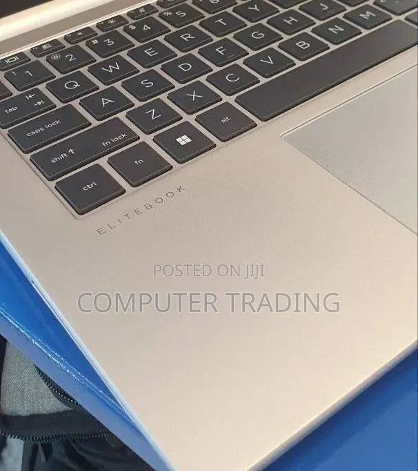 New Laptop HP EliteBook 840 10 16GB Intel Core i7 SSD 1T
