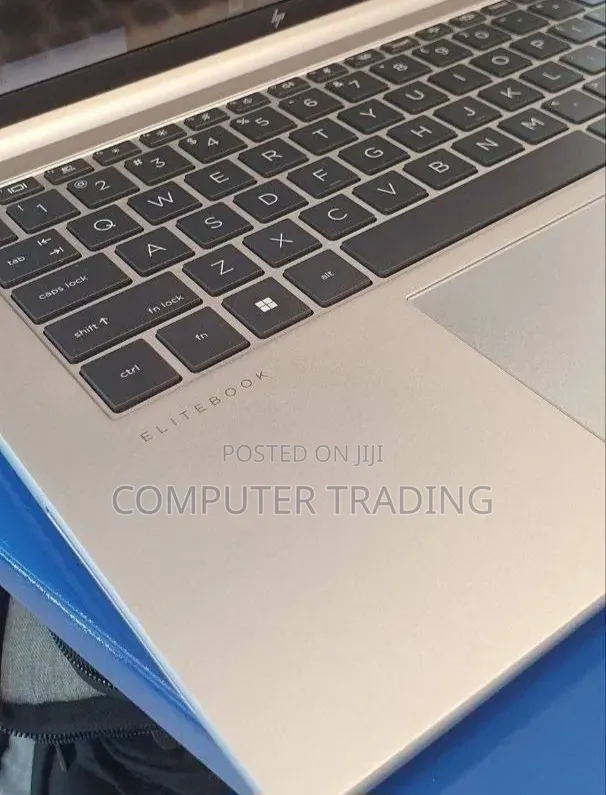 New Laptop HP EliteBook 840 10 16GB Intel Core i7 SSD 1T