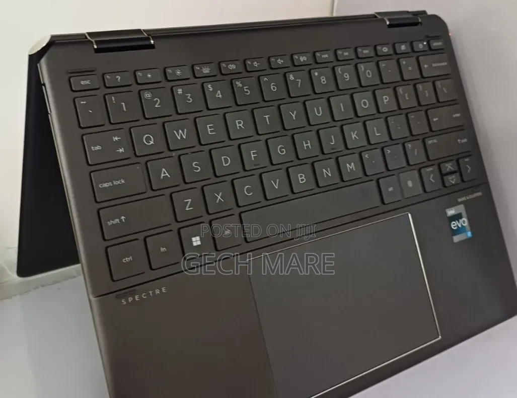 New Laptop HP Spectre 16GB Intel Core i7 SSD 512GB