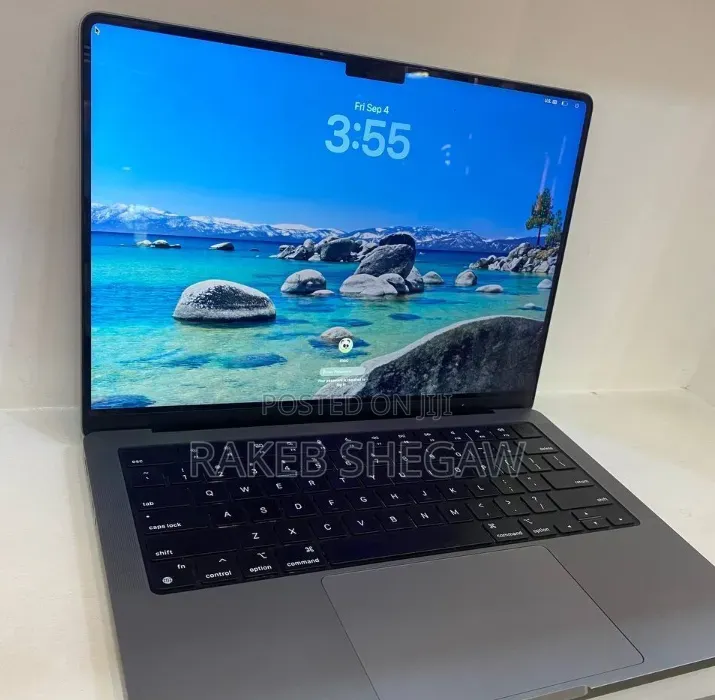 New Laptop Apple MacBook Pro 2023 M2 8GB Intel Core i5 SSD 512GB